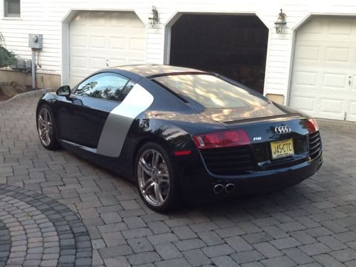 2009 audi r8 base coupe 2-door 4.2l