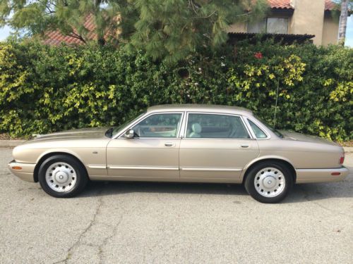 Low mileage southern california corrosion free gold/ivory new tires garage kept!