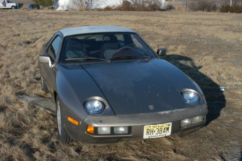 1983 Porsche 928 S Coupe 2-Door 4.7L, image 2
