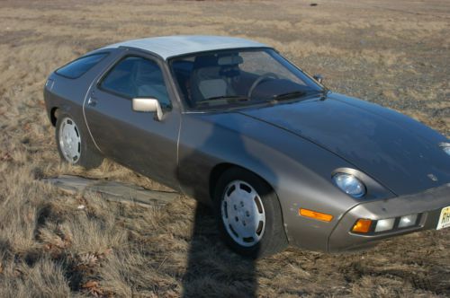 1983 Porsche 928 S Coupe 2-Door 4.7L, image 6