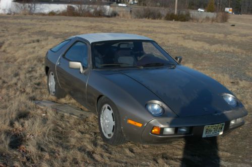 1983 Porsche 928 S Coupe 2-Door 4.7L, image 8