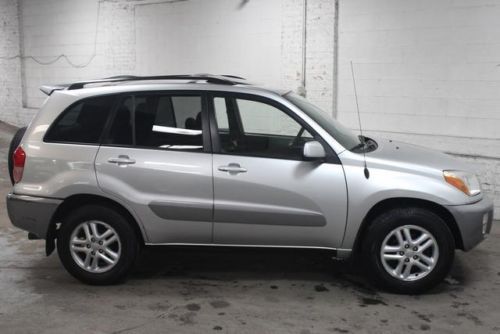 Base SUV 2.0L 4 Speakers AM/FM radio Cassette Rear window defroster Tachometer, US $9,990.00, image 8