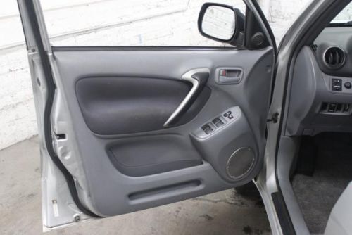 Base SUV 2.0L 4 Speakers AM/FM radio Cassette Rear window defroster Tachometer, US $9,990.00, image 21