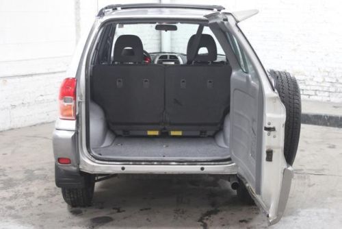 Base SUV 2.0L 4 Speakers AM/FM radio Cassette Rear window defroster Tachometer, US $9,990.00, image 27