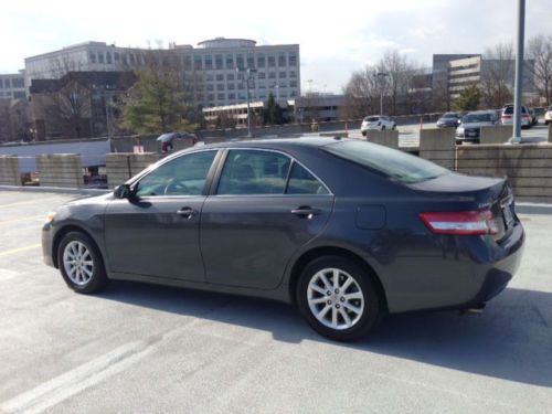 2010 toyota camry xle fully loaded -100k certified - excellent condition