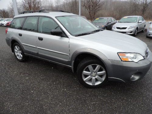 2006 subaru ouitback,no reserve,looks and runs great,no accidents,