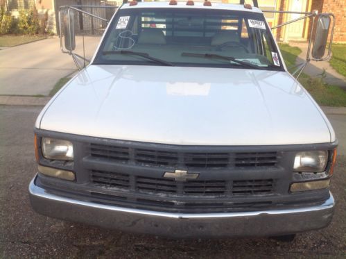 Chevy 3500 flatbed dually