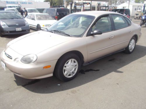 1999 ford taurus