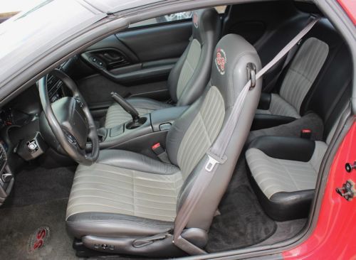 5.7L V8 6-Speed Manual 35th Anniversary Leather Monsoon Stereo CD T Top 325 HP, image 11