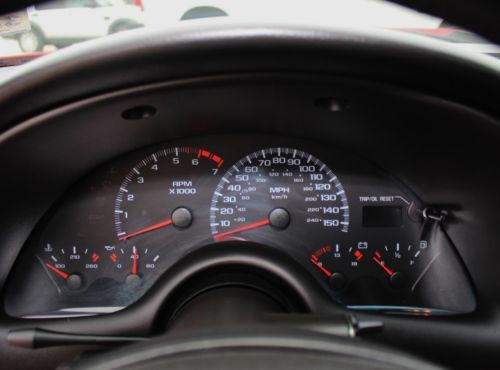 5.7L V8 6-Speed Manual 35th Anniversary Leather Monsoon Stereo CD T Top 325 HP, image 22