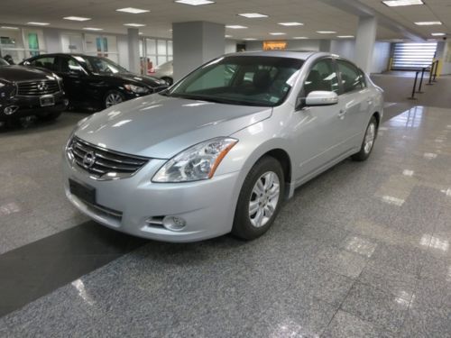 2010 nissan 2.5 sl