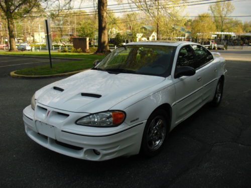 2004 pontiac grand am gt,auto,sunroof,cd,loaded,great car,no reserve!!!