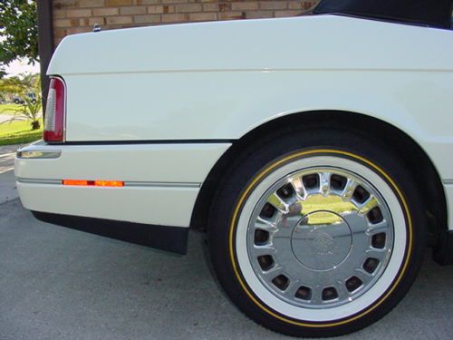 1993 Cadillac Allante Convertible Pearl White Black Leather 295HP Final Year, image 7