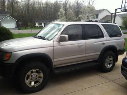 1998 toyota 4runner sr5 sport utility 4-door 3.4l