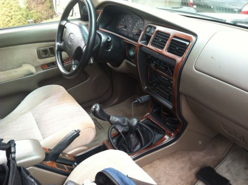1998 Toyota 4Runner SR5 Sport Utility 4-Door 3.4L, image 4