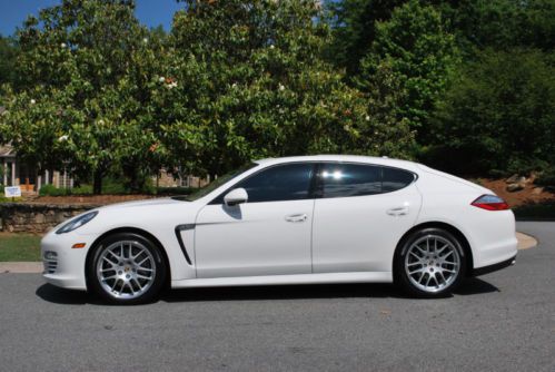 2011 porsche panamera