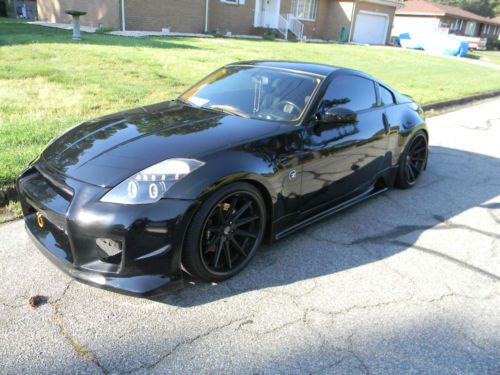 2005 nissan 350z touring coupe 2-door 3.5l