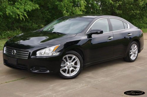 2011 nissan maxima s 1-owner off lease