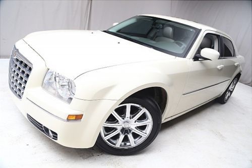 We finance! 2009 chrysler 300 touring executive - rwd power sunroof heated seats