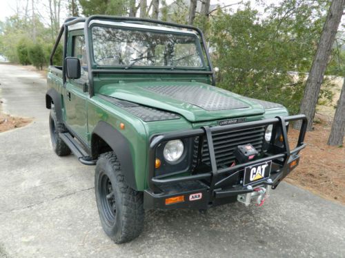 1984 green defender 90 pickup, runs good, (right hand drive)