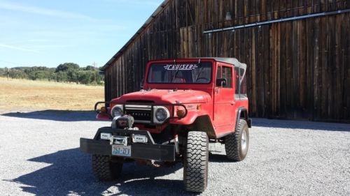 1969 Toyota Land Cruiser FJ40 V8 4 SPEED  AUTOMATIC  *NO RESERVE*   LIFTED 4X4, image 2