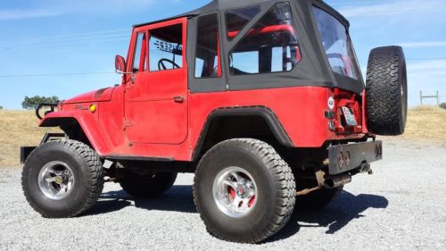 1969 Toyota Land Cruiser FJ40 V8 4 SPEED  AUTOMATIC  *NO RESERVE*   LIFTED 4X4, image 3
