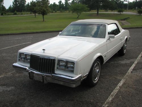 1982 buick riviera convertible only 33,230  miles. garage kept all original