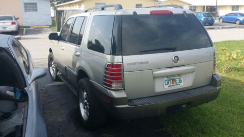 2004 mercury mountaineer, leather seatsgood conditions v8 full power, dvd radio