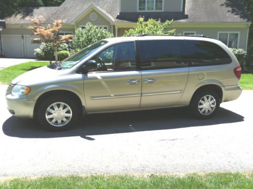 1-Owner 104k miles, no repairs needed, great family transporter, US $4,900.00, image 4