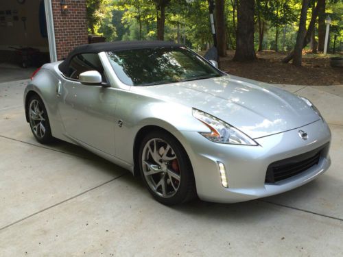 2014 Nissan 370Z Touring Convertible 2-Door 3.7L - 780 miles, 3 months old, US $41,500.00, image 3