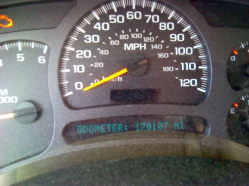 2004 Chevrolet Suburban 1500 LT Sport Utility 4-Door 5.3L, US $5,900.00, image 8