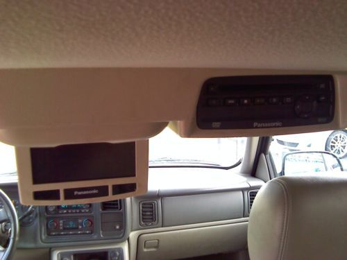 2004 Chevrolet Suburban 1500 LT Sport Utility 4-Door 5.3L, US $5,900.00, image 12